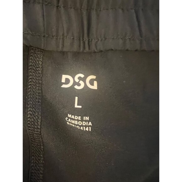 DSG Womens Large Moisture Wicking Stride‎ Skort - Pure Black - Picture 6 of 9
